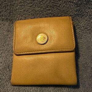 *project* Chanel Coco tan caviar leather coin purse